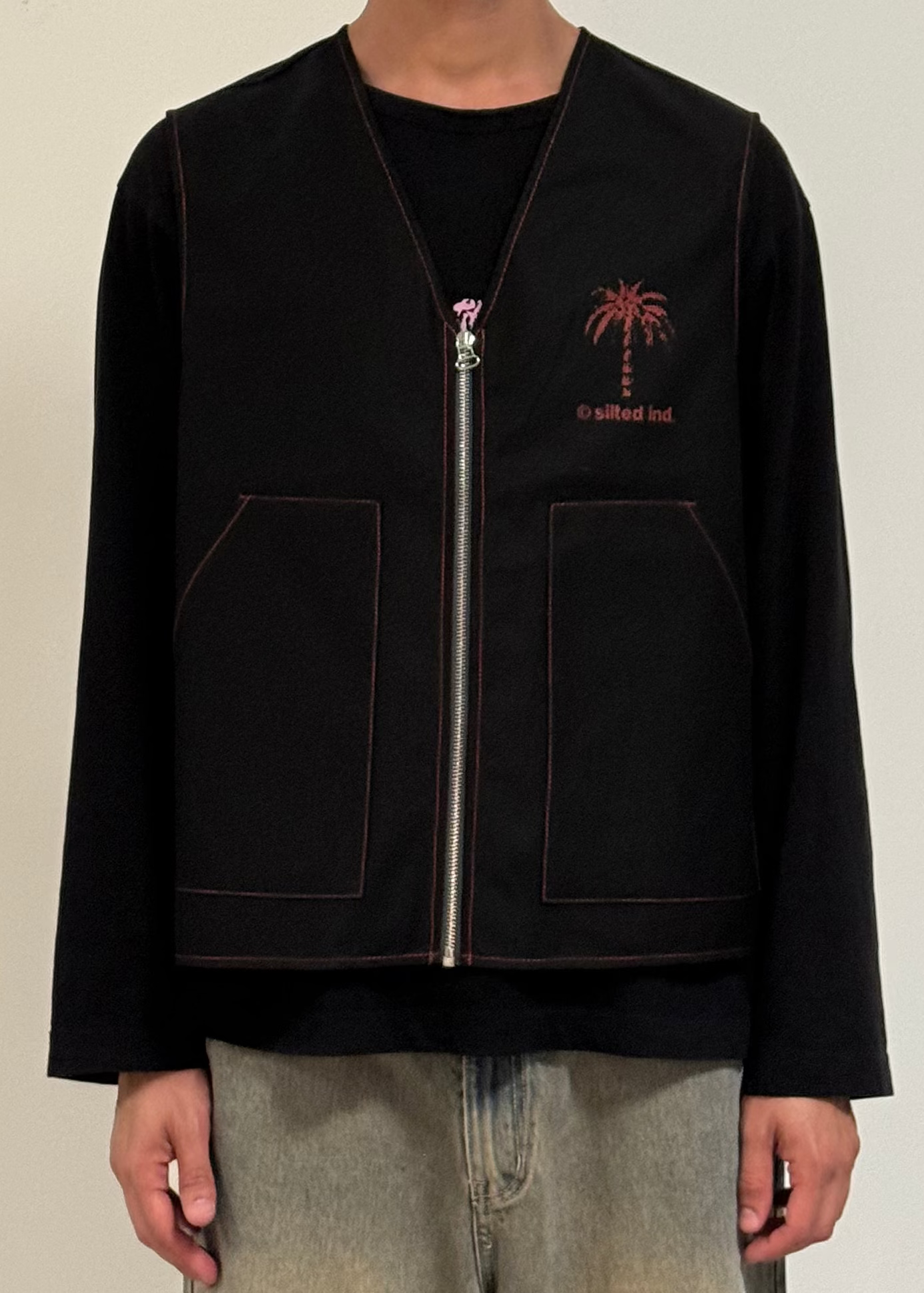 Vest Palm Black